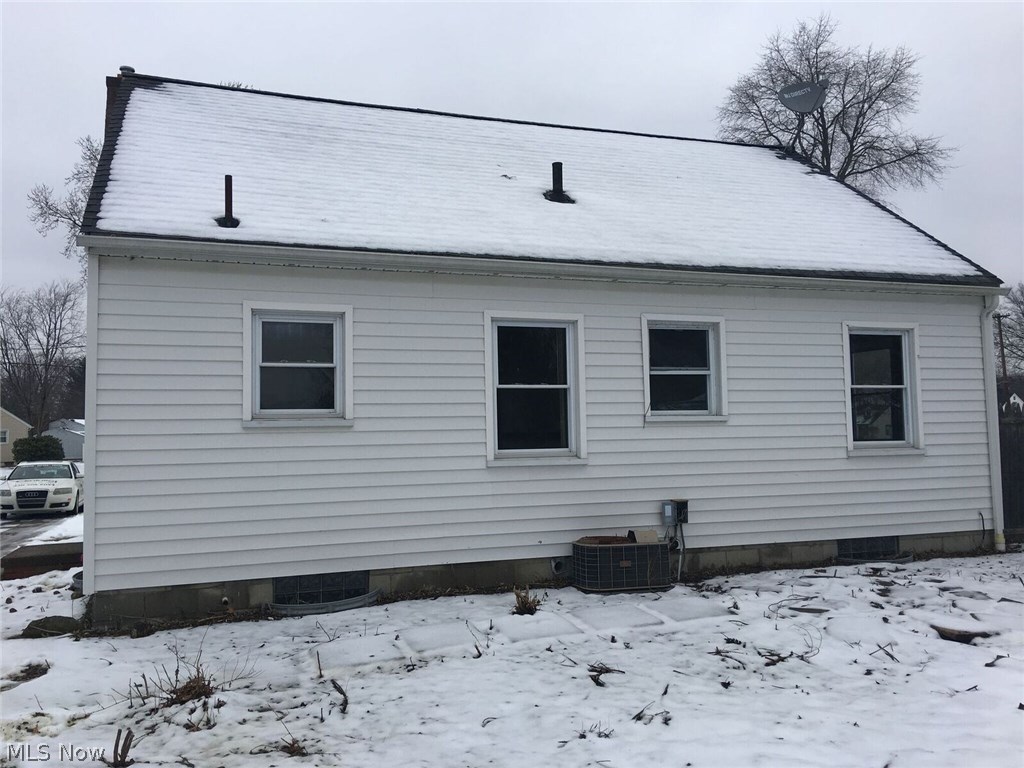 2425 Kirk Road Youngstown, OH 44511 - Photo 10 of 10 Gallery Image 10