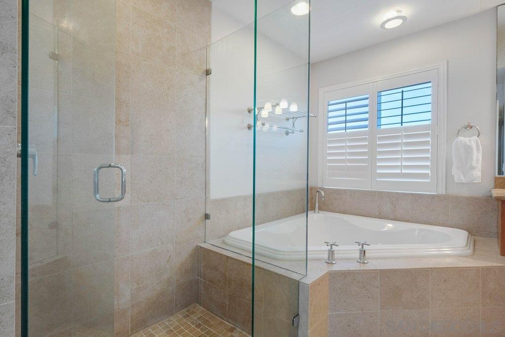 330 C Avenue Coronado, CA 92118 - Photo 16 of 25