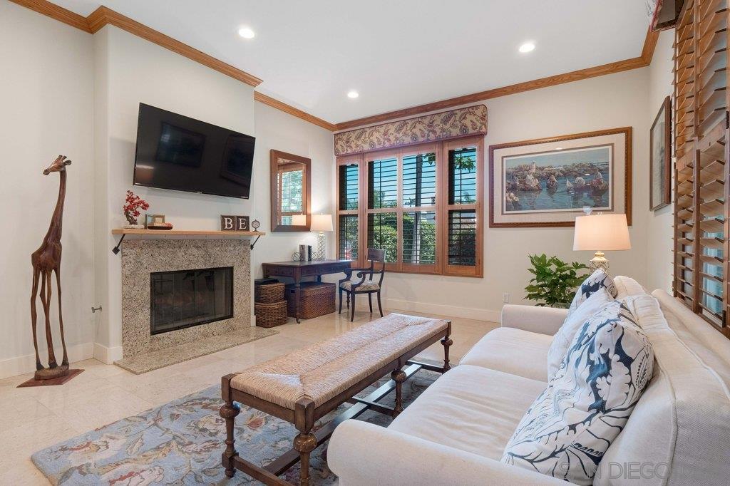 330 C Avenue Coronado, CA 92118 - Photo 5 of 25