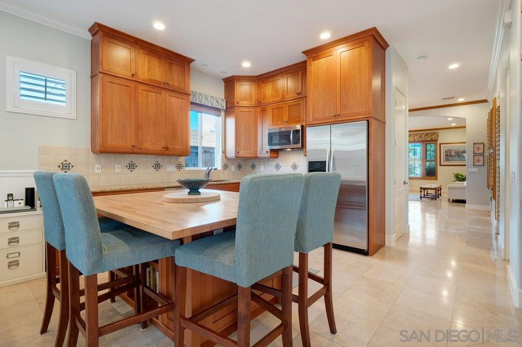 330 C Avenue Coronado, CA 92118 - Photo 8 of 25