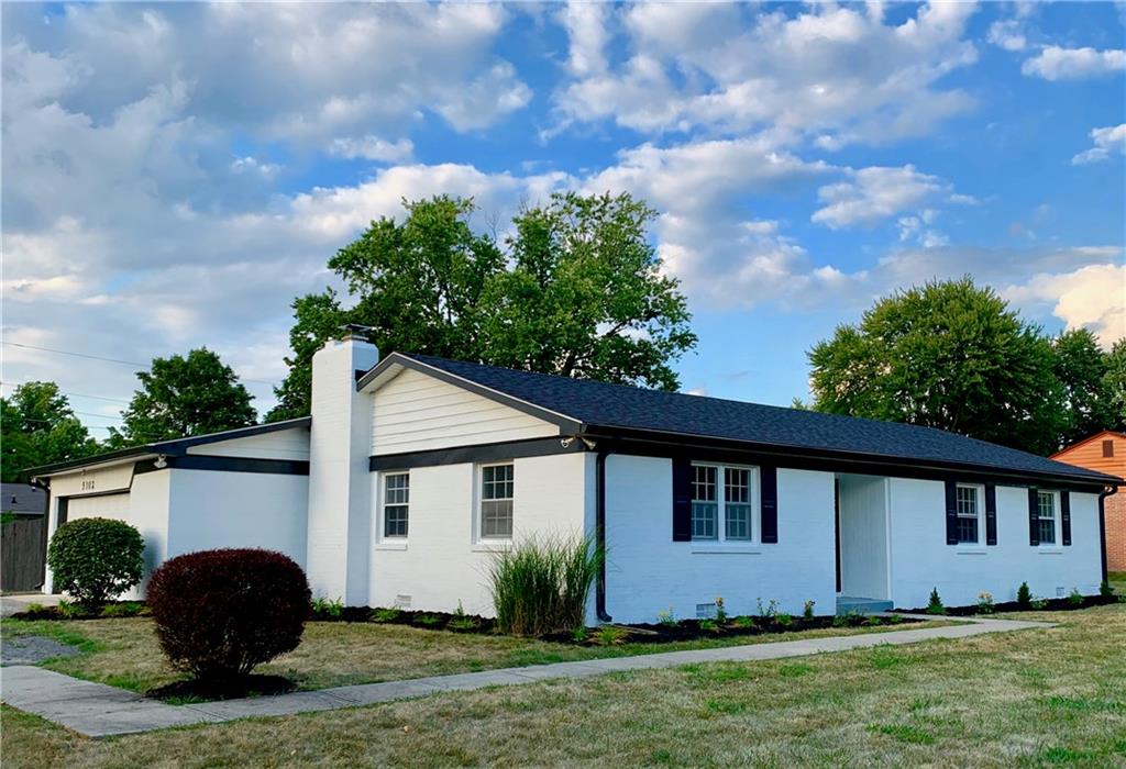 5102 Dickson Road Indianapolis, IN 46226 - Photo 2 of 25 Gallery Image 2