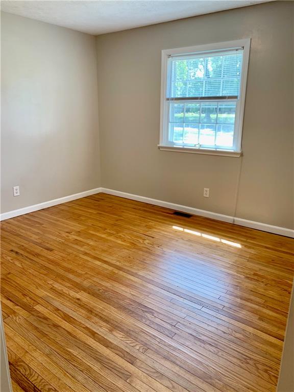5102 Dickson Road Indianapolis, IN 46226 - Photo 18 of 25 Gallery Image 18