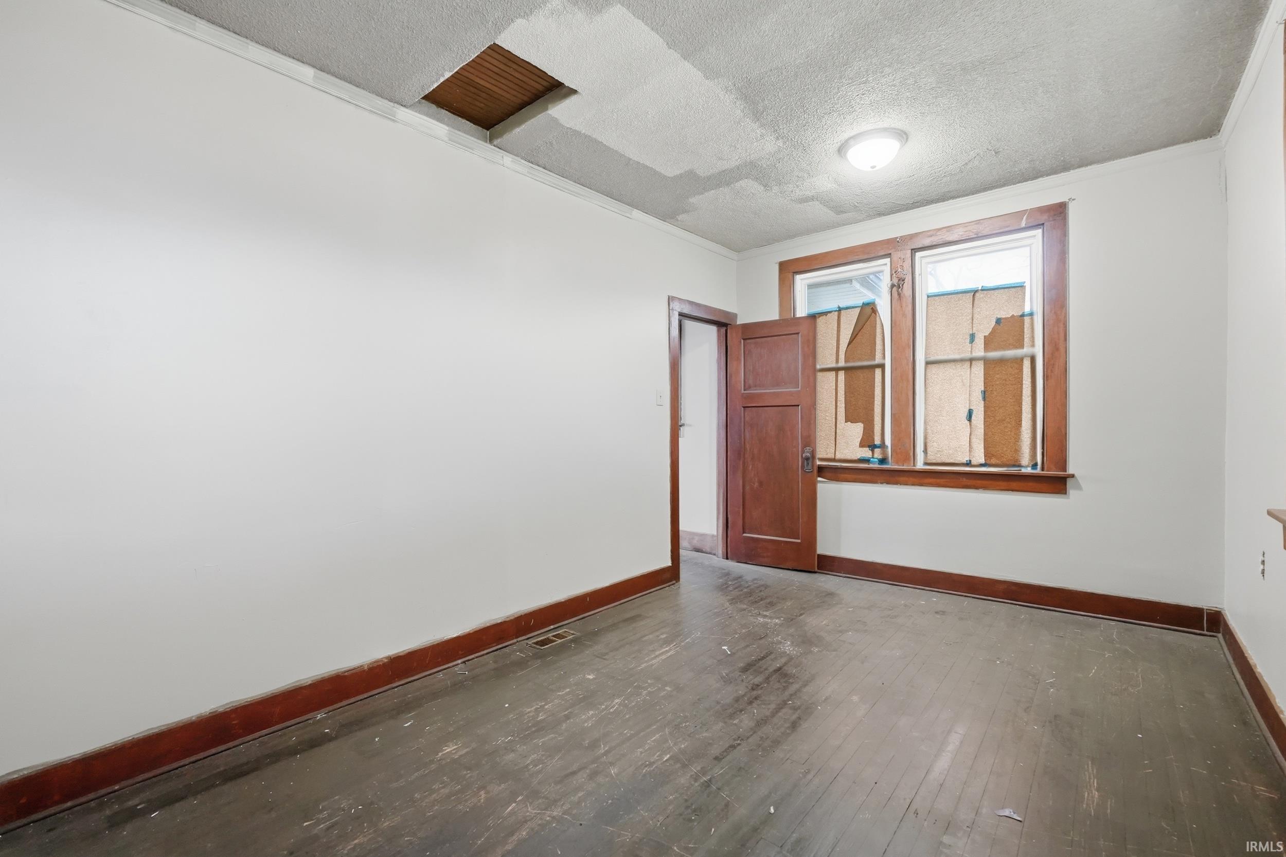 3117 Monroe Street Fort Wayne, IN 46806 - Photo 12 of 35