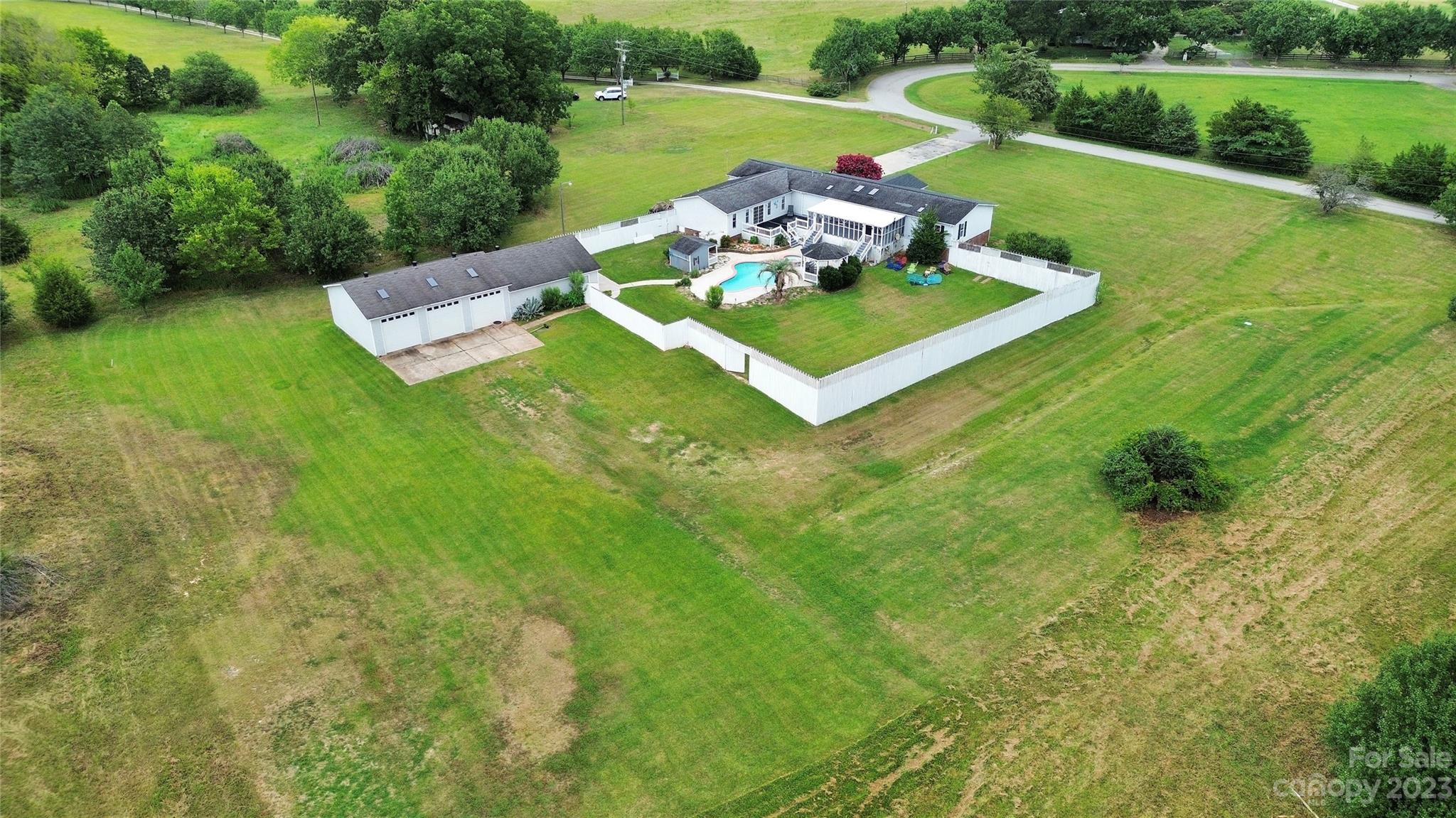 836 Farmbrook Road Lancaster, SC 29720 - Photo 1 of 35 Gallery Image 1