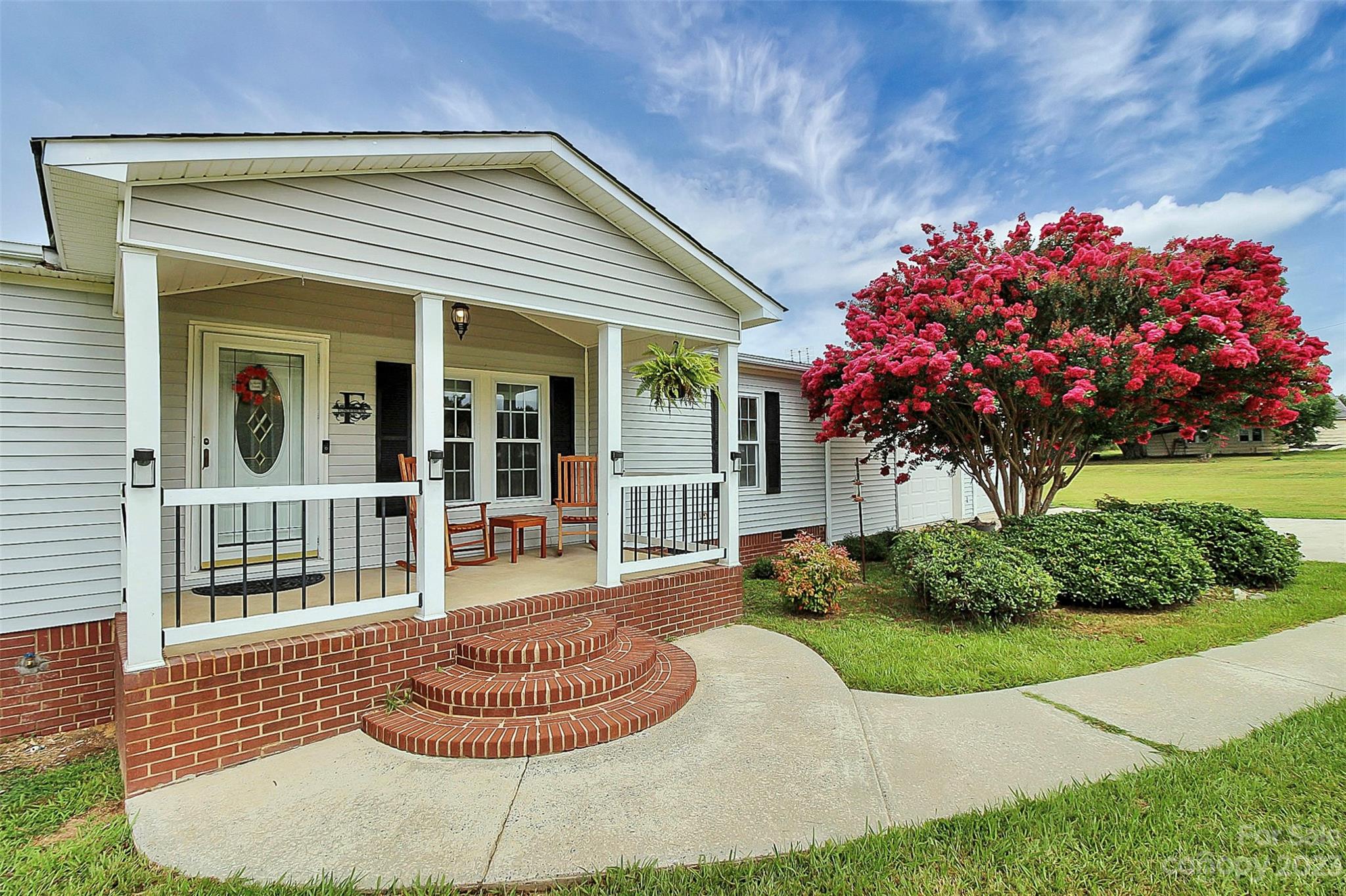 836 Farmbrook Road Lancaster, SC 29720 - Photo 3 of 35 Gallery Image 3