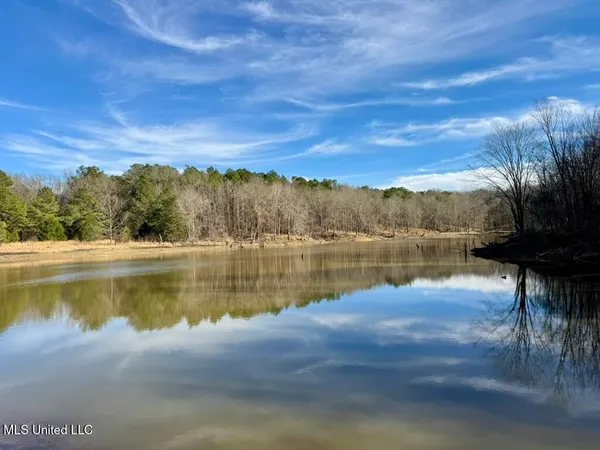 $1,550,000 | 24437 Highway 17, Lexington, MS 39095