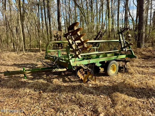 $1,550,000 | 24437 Highway 17, Lexington, MS 39095