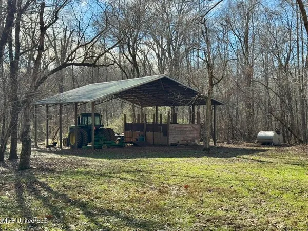 $1,550,000 | 24437 Highway 17, Lexington, MS 39095