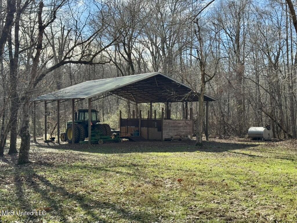 24437 Highway 17 Lexington, MS 39095 - Photo 49 of 56 3EAEFC28-A55D-4148-BD36-CB27D5AD0AA4_1_1