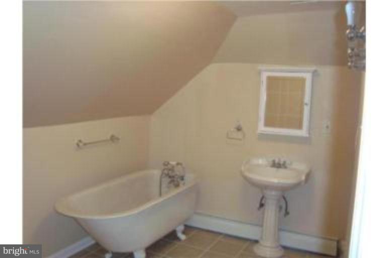 3801 Ridgecroft Road Baltimore, MD 21206 - Photo 3 of 8 Bath #1