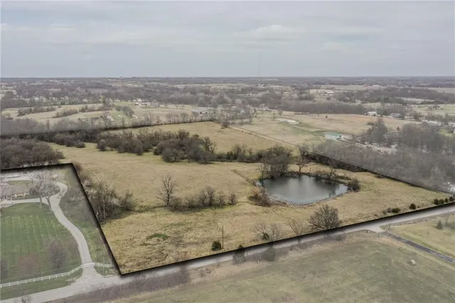 $599,900 | 211-th Peculiar Way, Peculiar, MO 64078