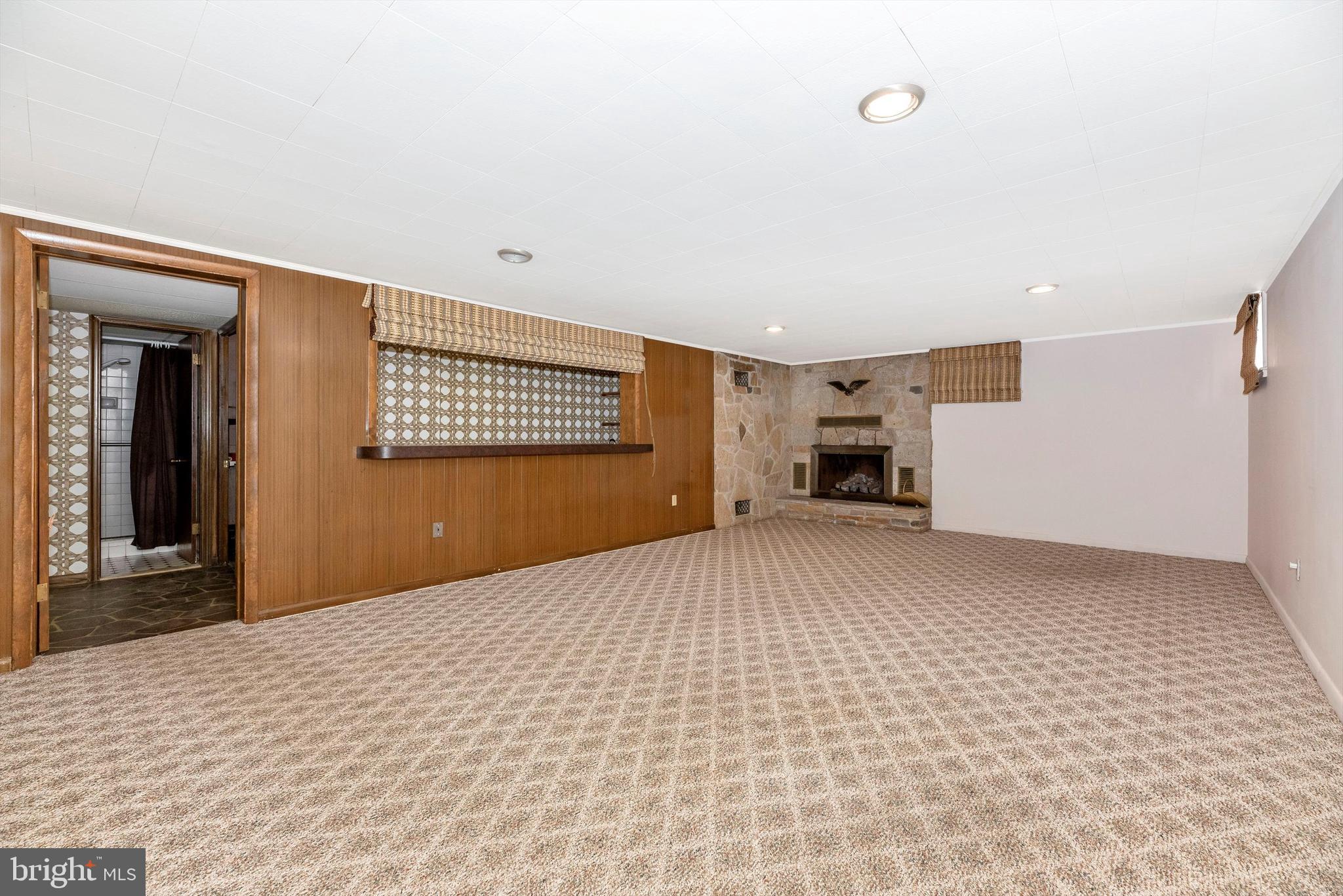 17524 Frederick Road Mount Airy, MD 21771 - Photo 25 of 38 Lower Level Living Room/Bar