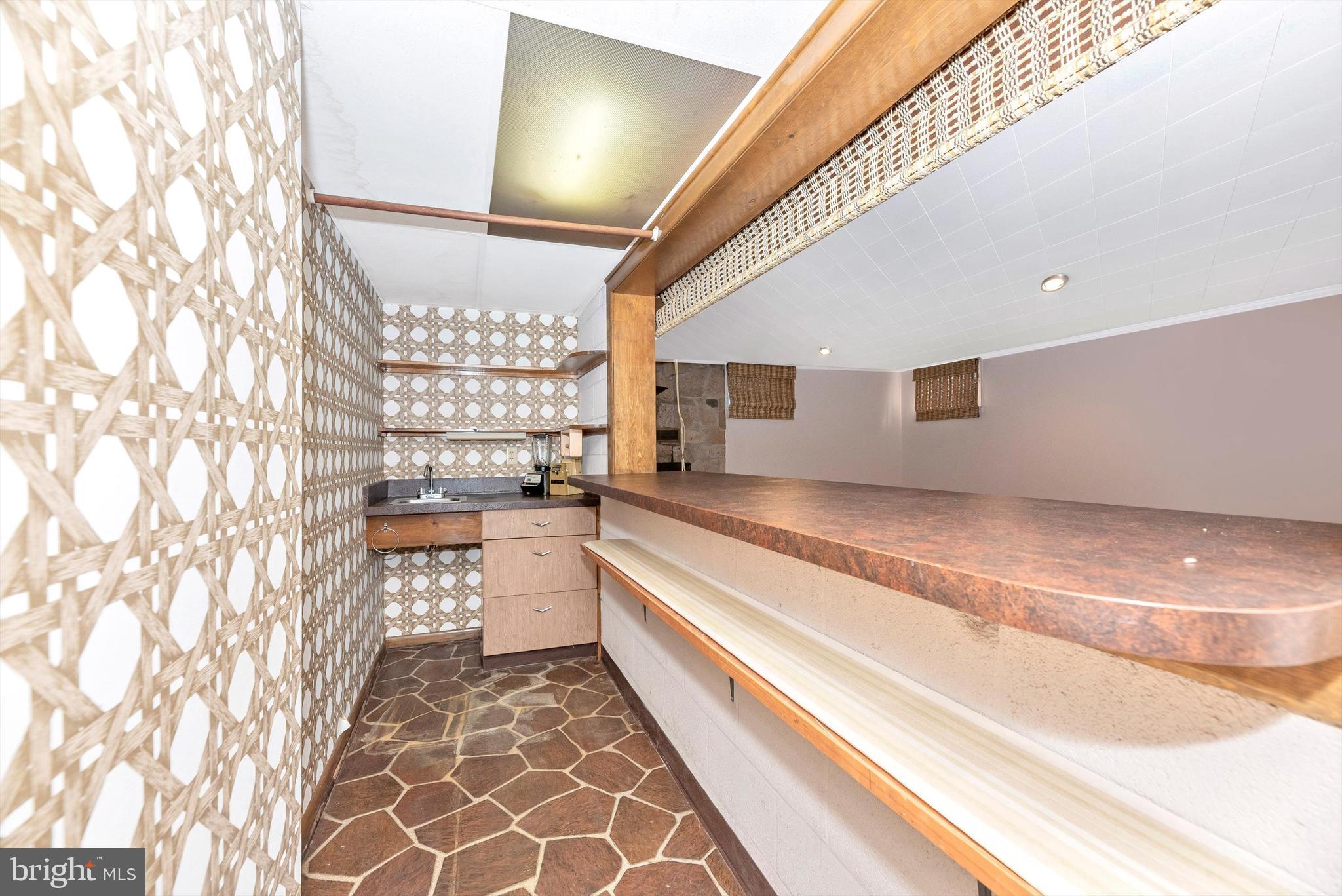 17524 Frederick Road Mount Airy, MD 21771 - Photo 28 of 38 Lower Level Bar