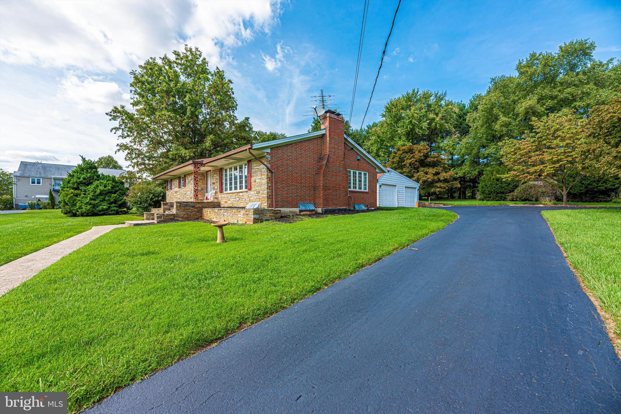 17524 Frederick Road Mount Airy, MD 21771 - Photo 6 of 38 Exterior side