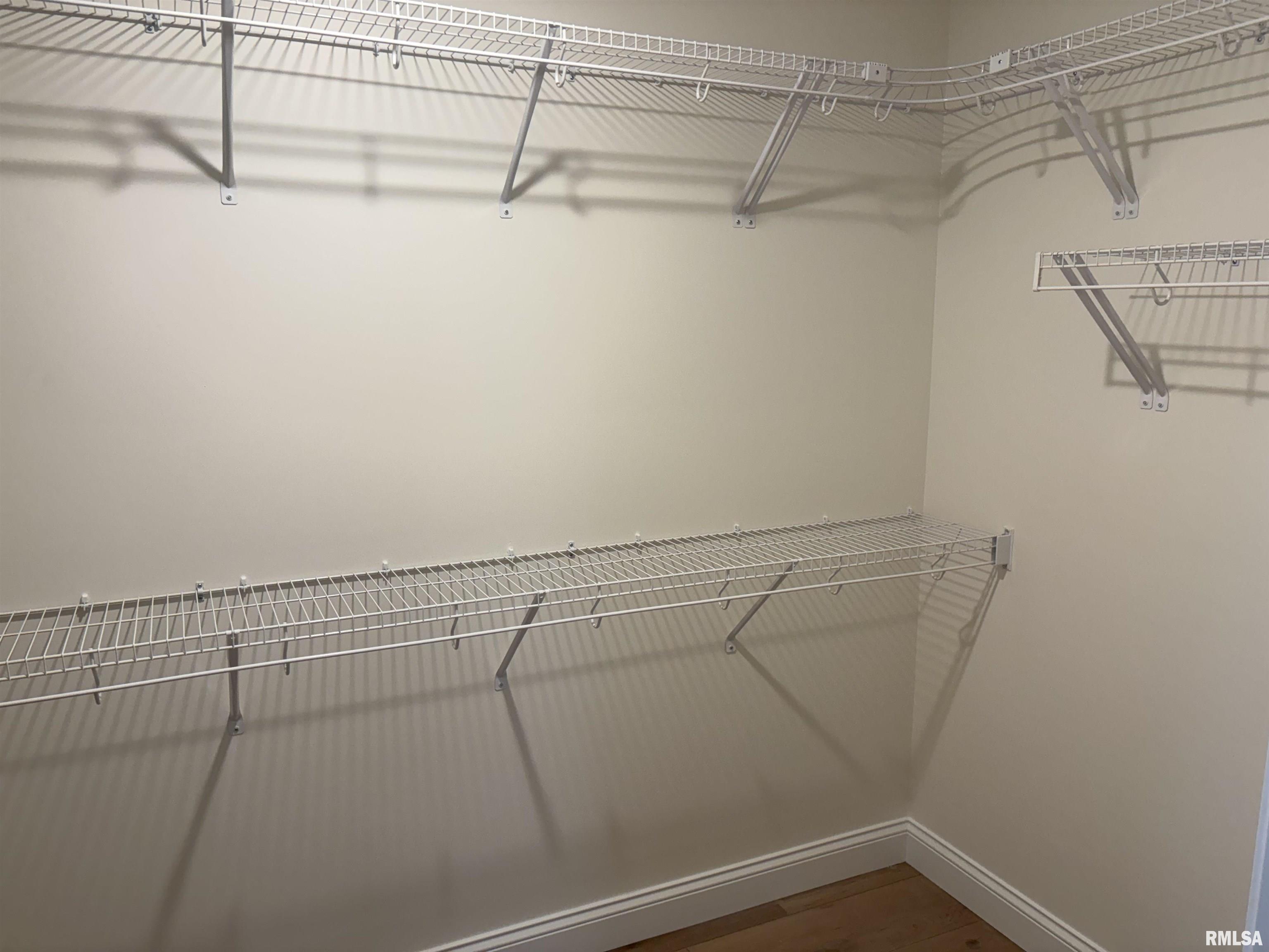 1717 Ambleside Drive Springfield, IL 62711 - Photo 11 of 14