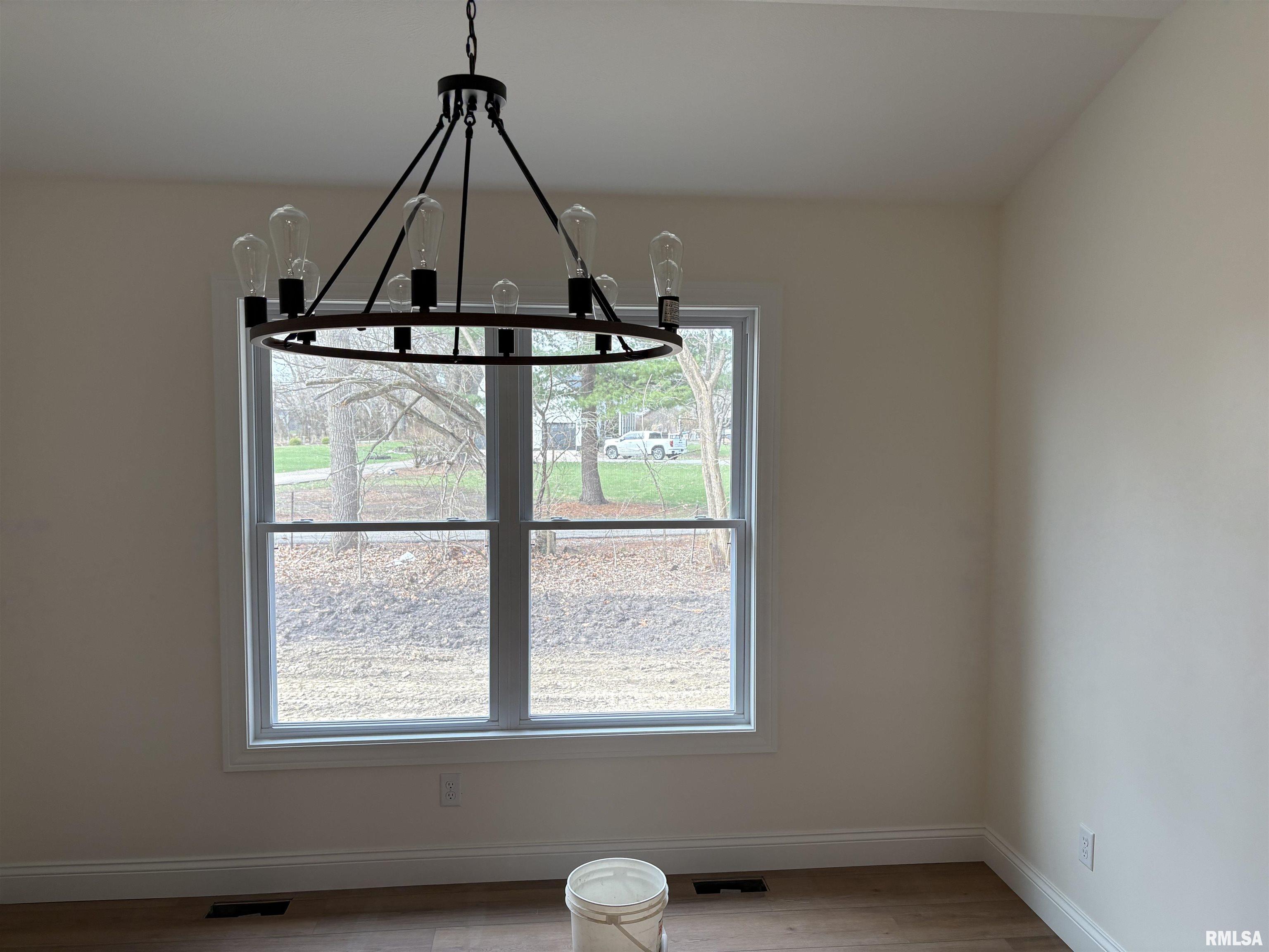 1717 Ambleside Drive Springfield, IL 62711 - Photo 6 of 14