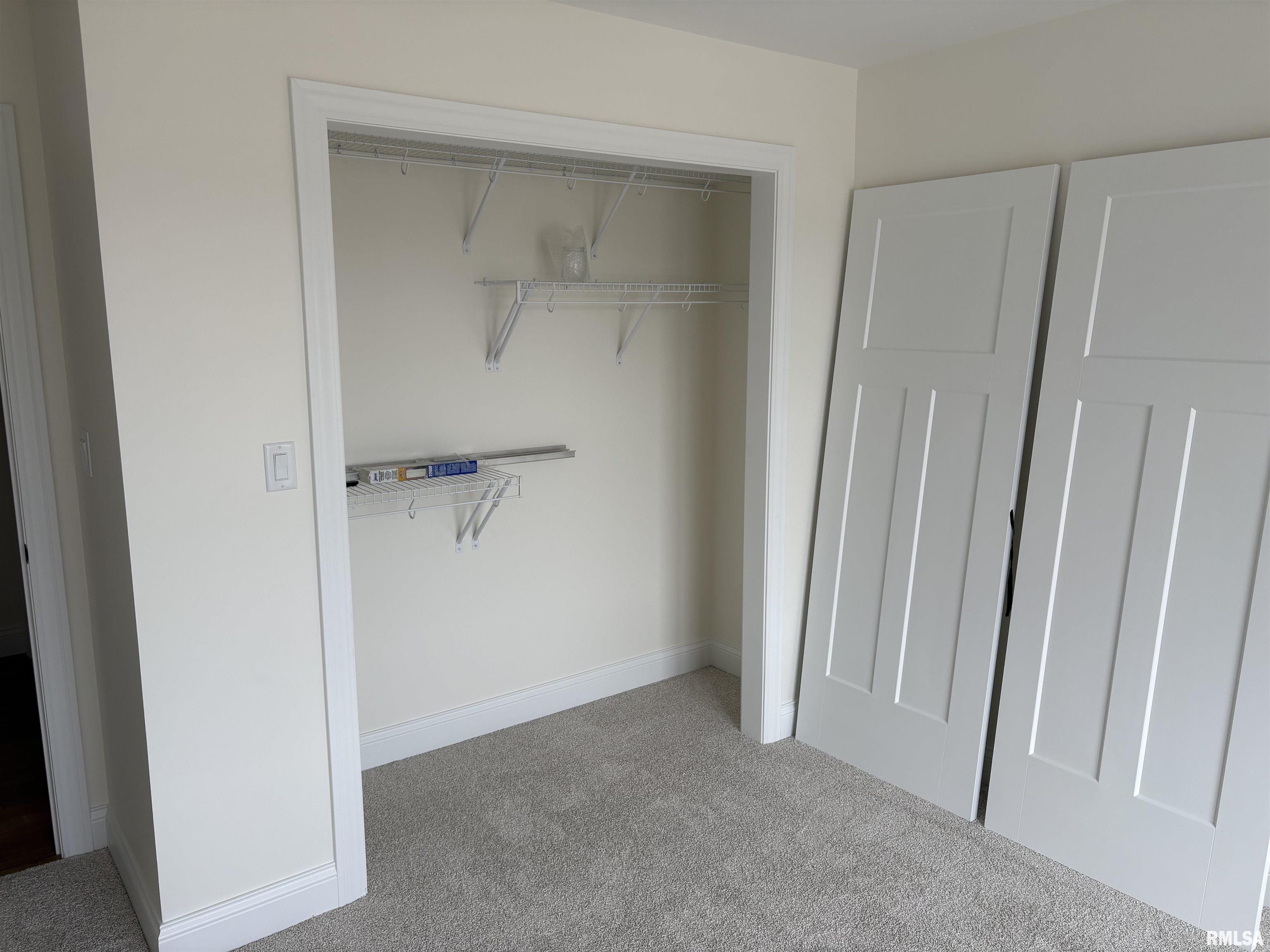 1717 Ambleside Drive Springfield, IL 62711 - Photo 8 of 14