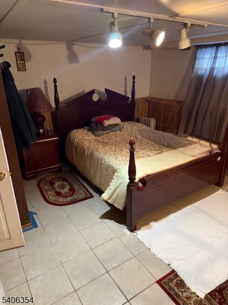 2745 Vauxhall Road Union, NJ 07088 - Photo 16 of 20