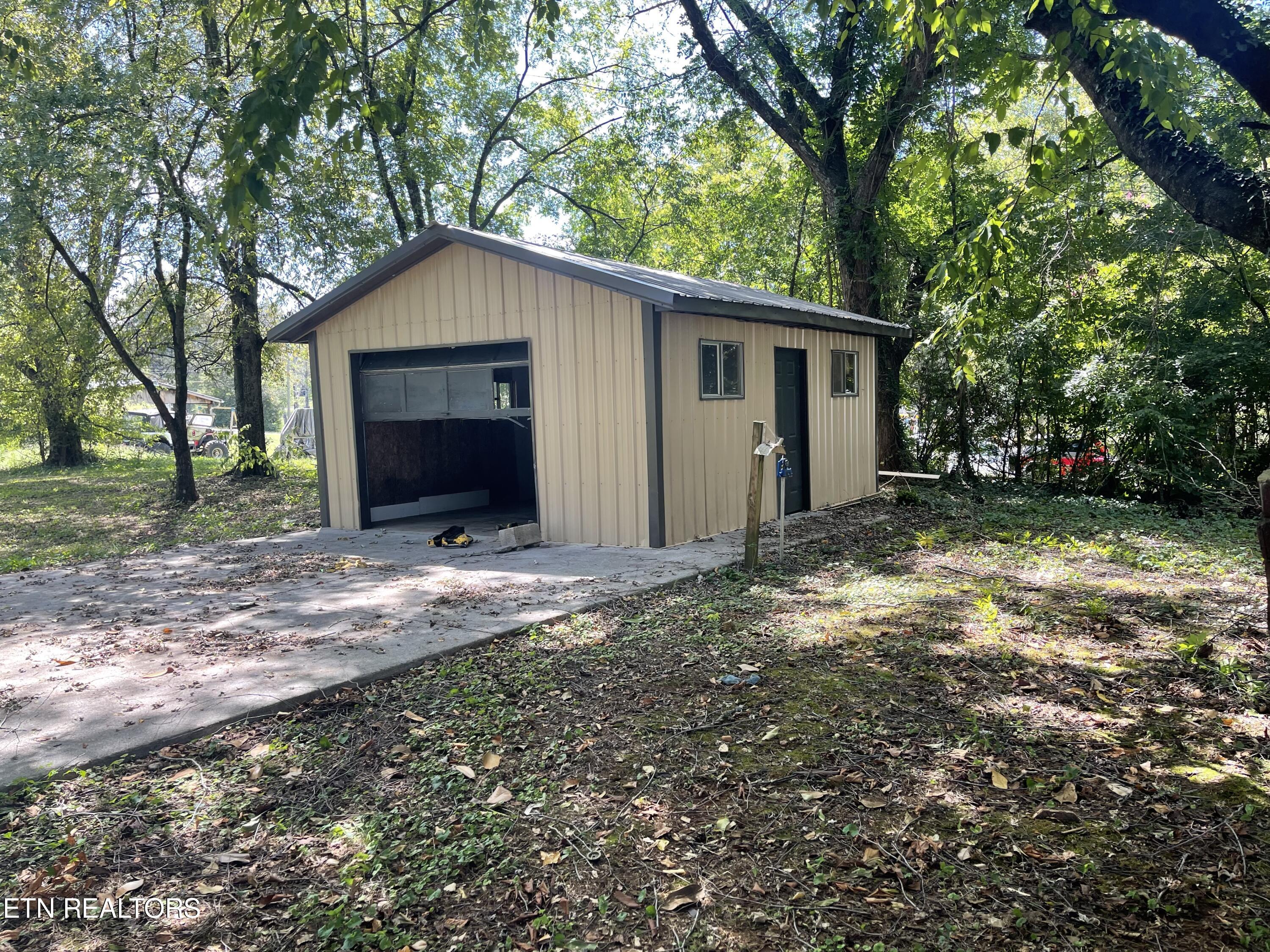 4891 Niles Ferry Road Greenback, TN 37742 - Photo 12 of 12 1