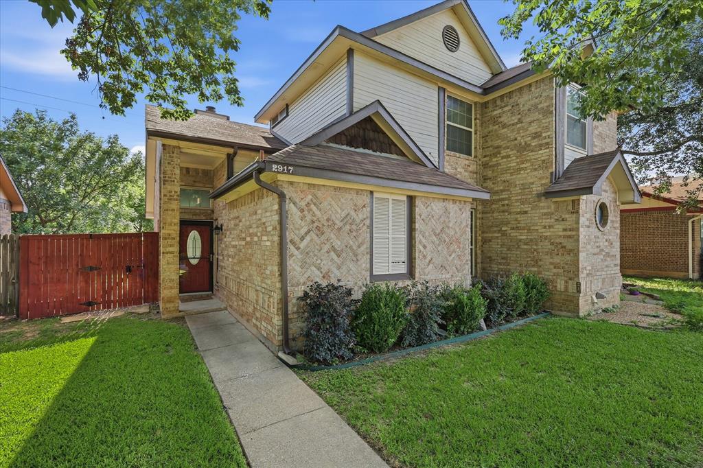 2917 Roxboro Road Euless, TX 76039 - Photo 1 of 24