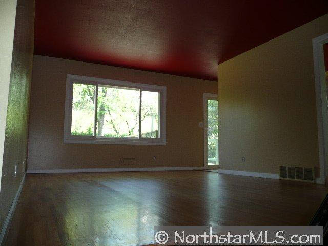 8117 Hearthside Road Cottage Grove, MN 55016 - Photo 3 of 6 Gallery Image 3