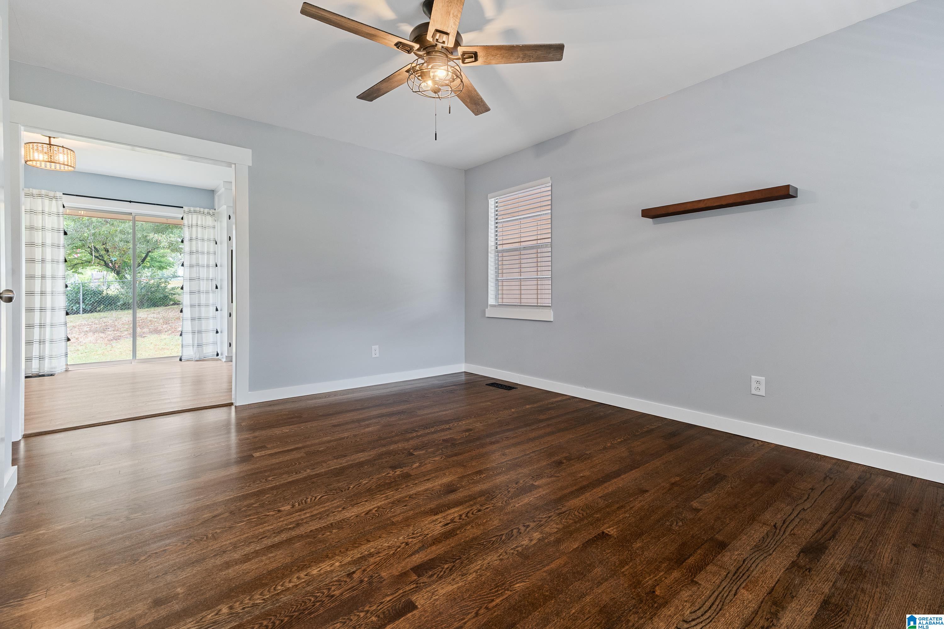 104 Harris Avenue Oneonta, AL 35121 - Photo 4 of 22