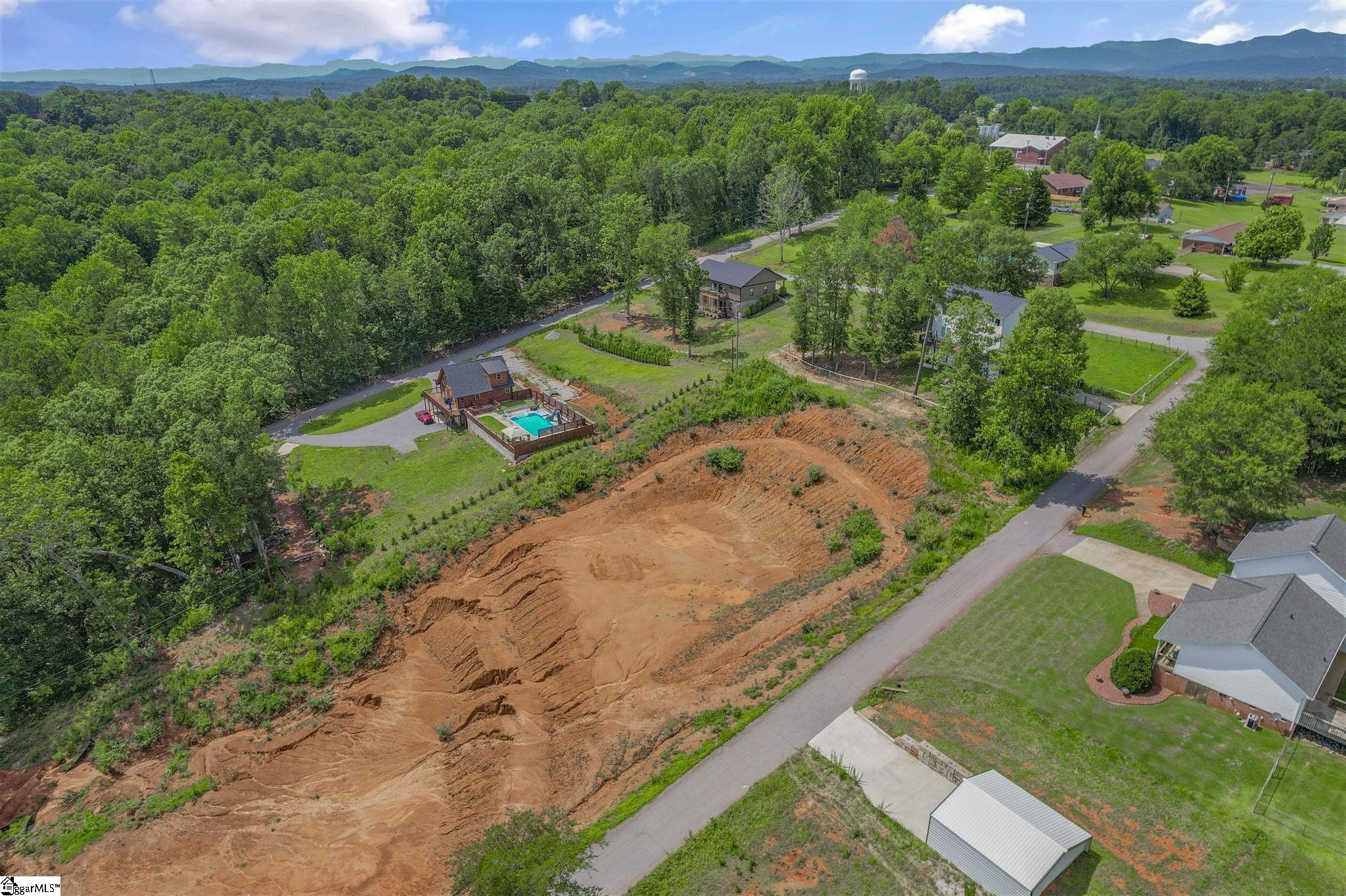 214 Allgood Drive Pickens, SC 29671 - Photo 3 of 8