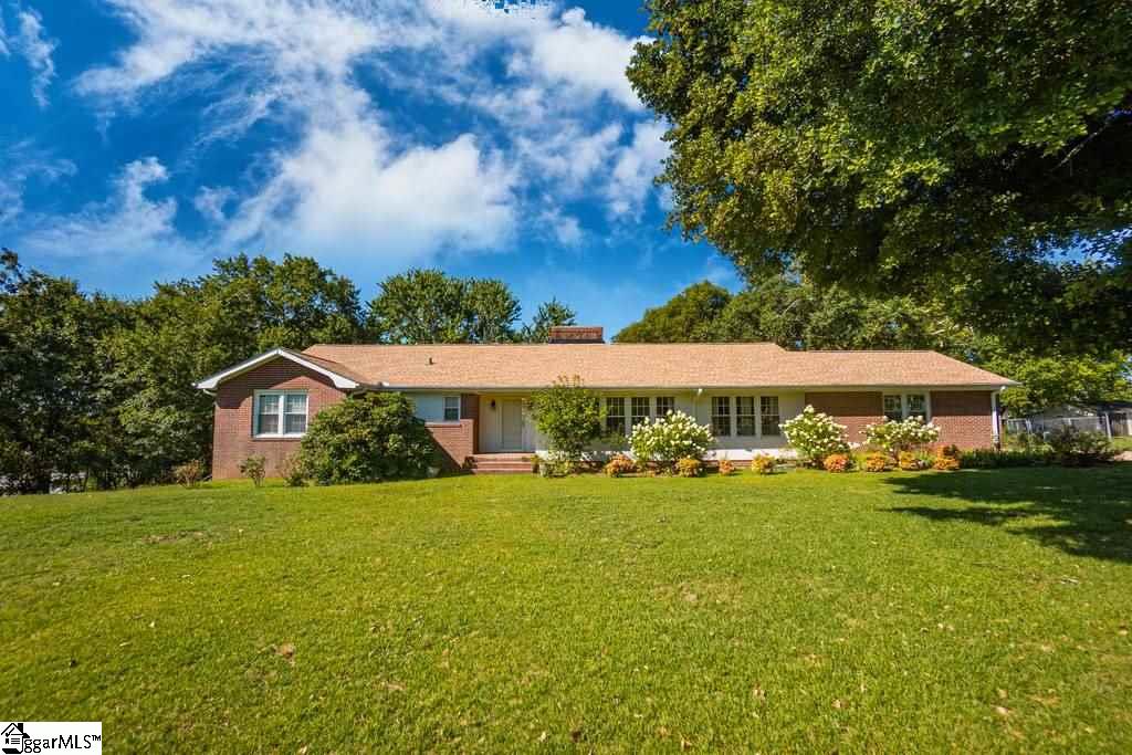 128 East Main Street Inman, SC 29349 - Photo 1 of 36