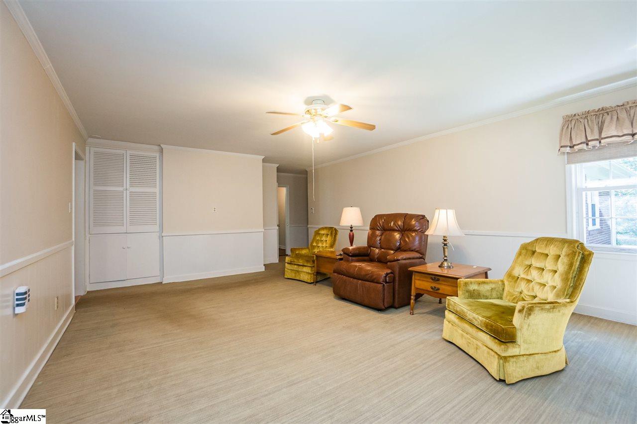 128 East Main Street Inman, SC 29349 - Photo 13 of 36