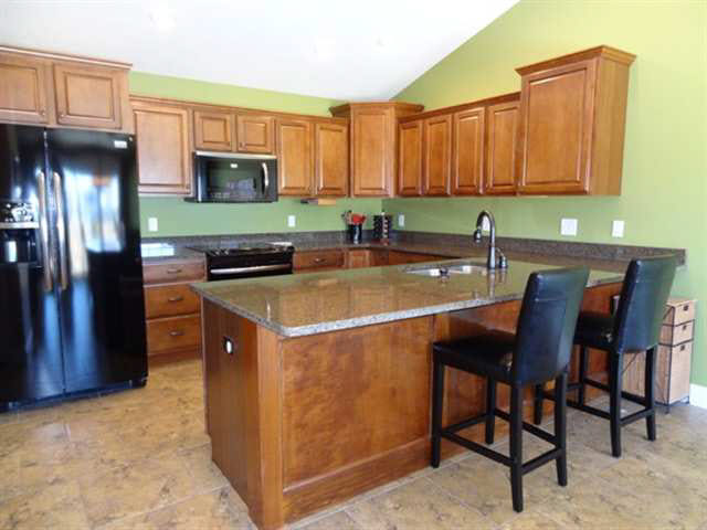 5496 Judge Road Bettendorf, IA 52722 - Photo 5 of 18 Gallery Image 5