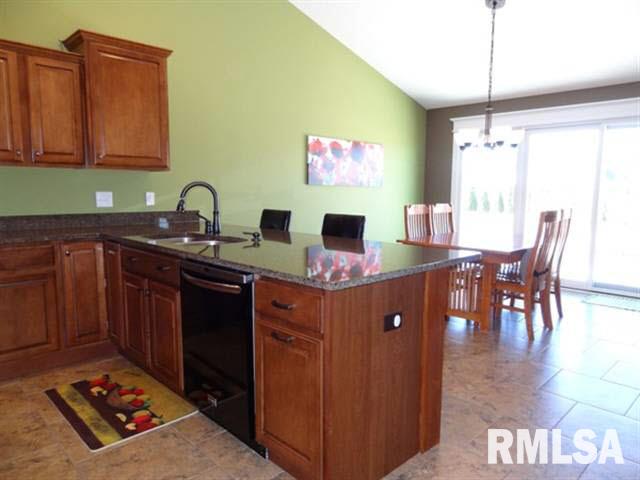 5496 Judge Road Bettendorf, IA 52722 - Photo 6 of 18 Gallery Image 6