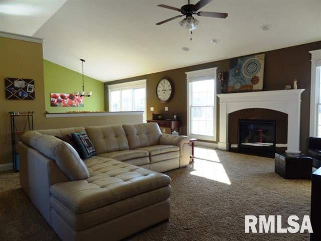 5496 Judge Road Bettendorf, IA 52722 - Photo 8 of 18 Gallery Image 8
