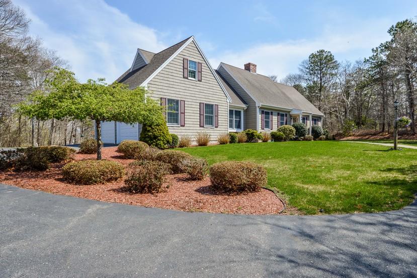 184 Williston Road Sagamore Beach, MA 02562 - Photo 4 of 33 005-Front_View-4079827-small