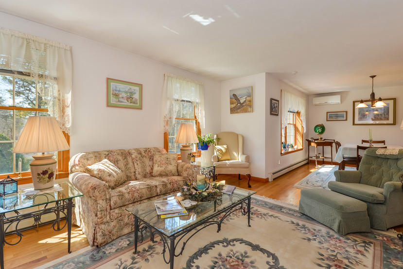 184 Williston Road Sagamore Beach, MA 02562 - Photo 6 of 33 007-Living_Room-4079853-small