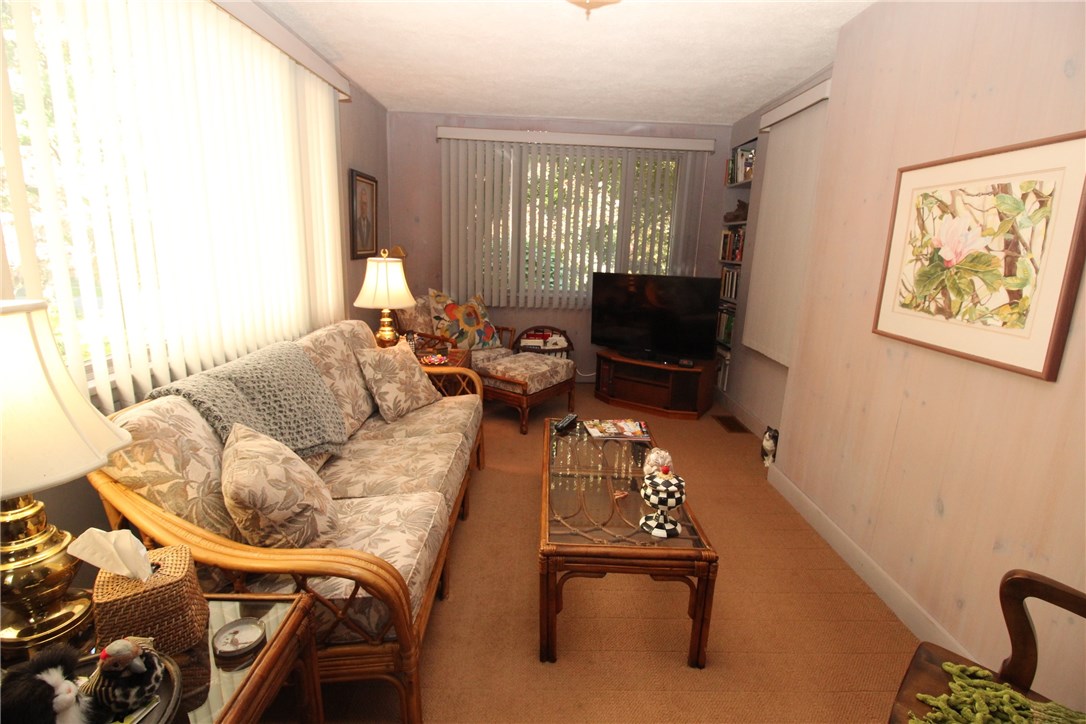 49 Dorchester Road Rochester, NY 14610 - Photo 16 of 30