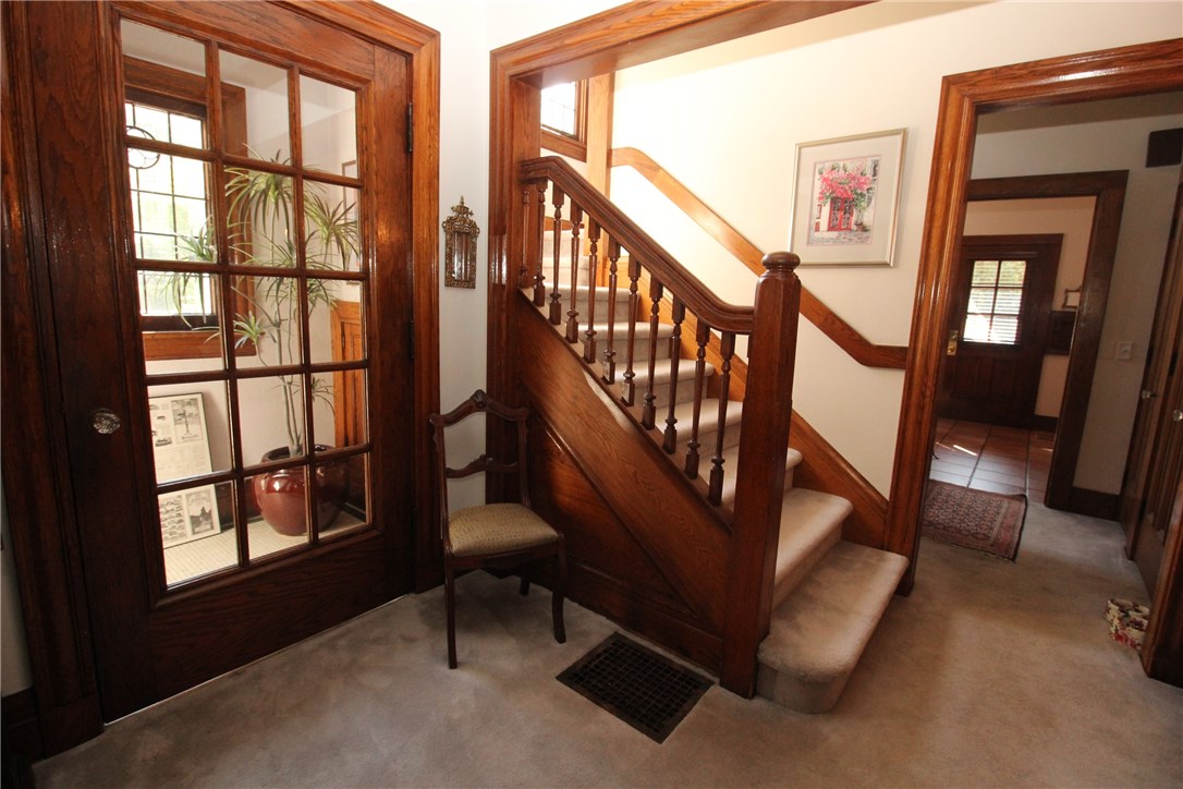 49 Dorchester Road Rochester, NY 14610 - Photo 5 of 30