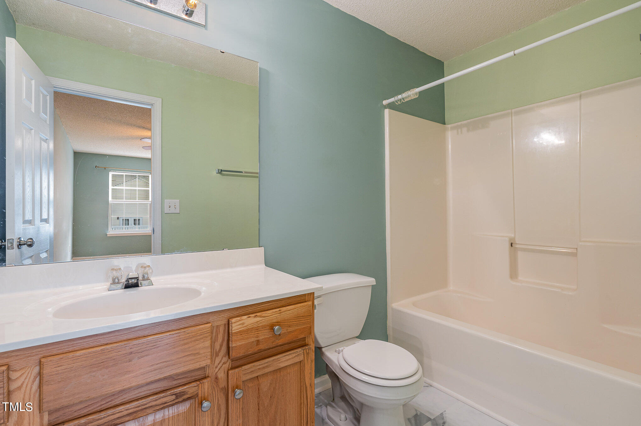 9200 Shallcross Way Raleigh, NC 27617 - Photo 21 of 24 2nd Floor Bedroom Bath