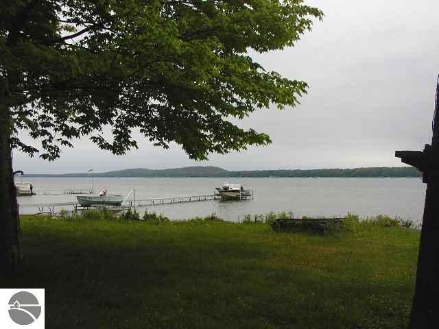 8470 Bay Point Road Beulah, MI 49617 - Photo 11 of 13 1705714-10.JPG