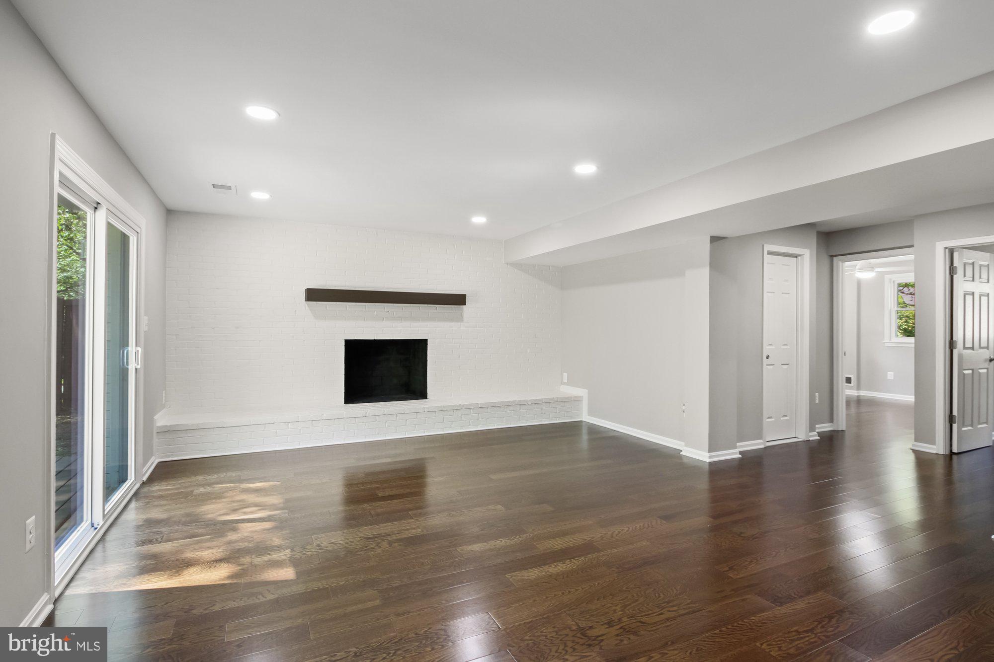 4909 Powell Road Fairfax, VA 22032 - Photo 17 of 27 Gallery Image 17