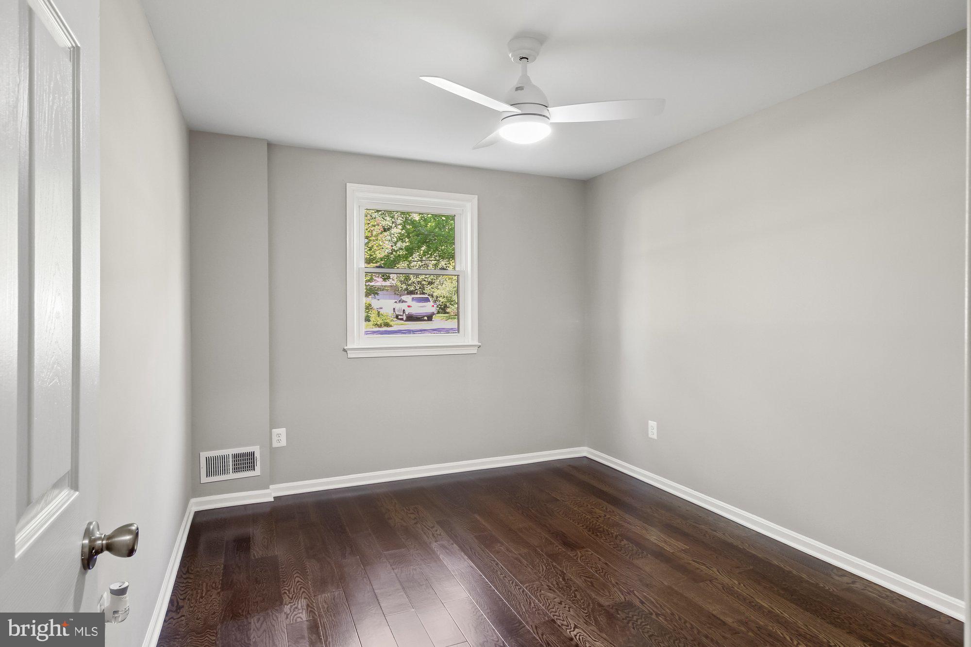 4909 Powell Road Fairfax, VA 22032 - Photo 18 of 27 Gallery Image 18