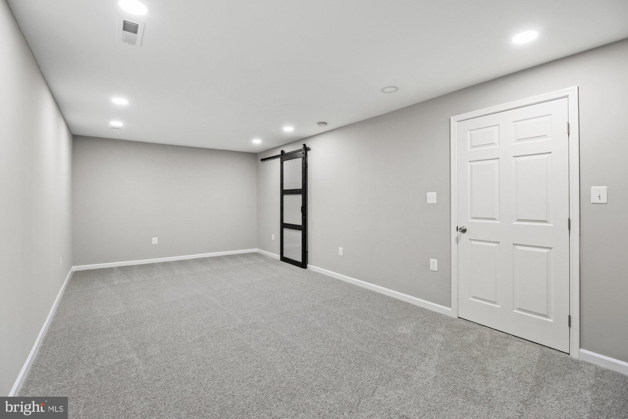 4909 Powell Road Fairfax, VA 22032 - Photo 22 of 27 Gallery Image 22