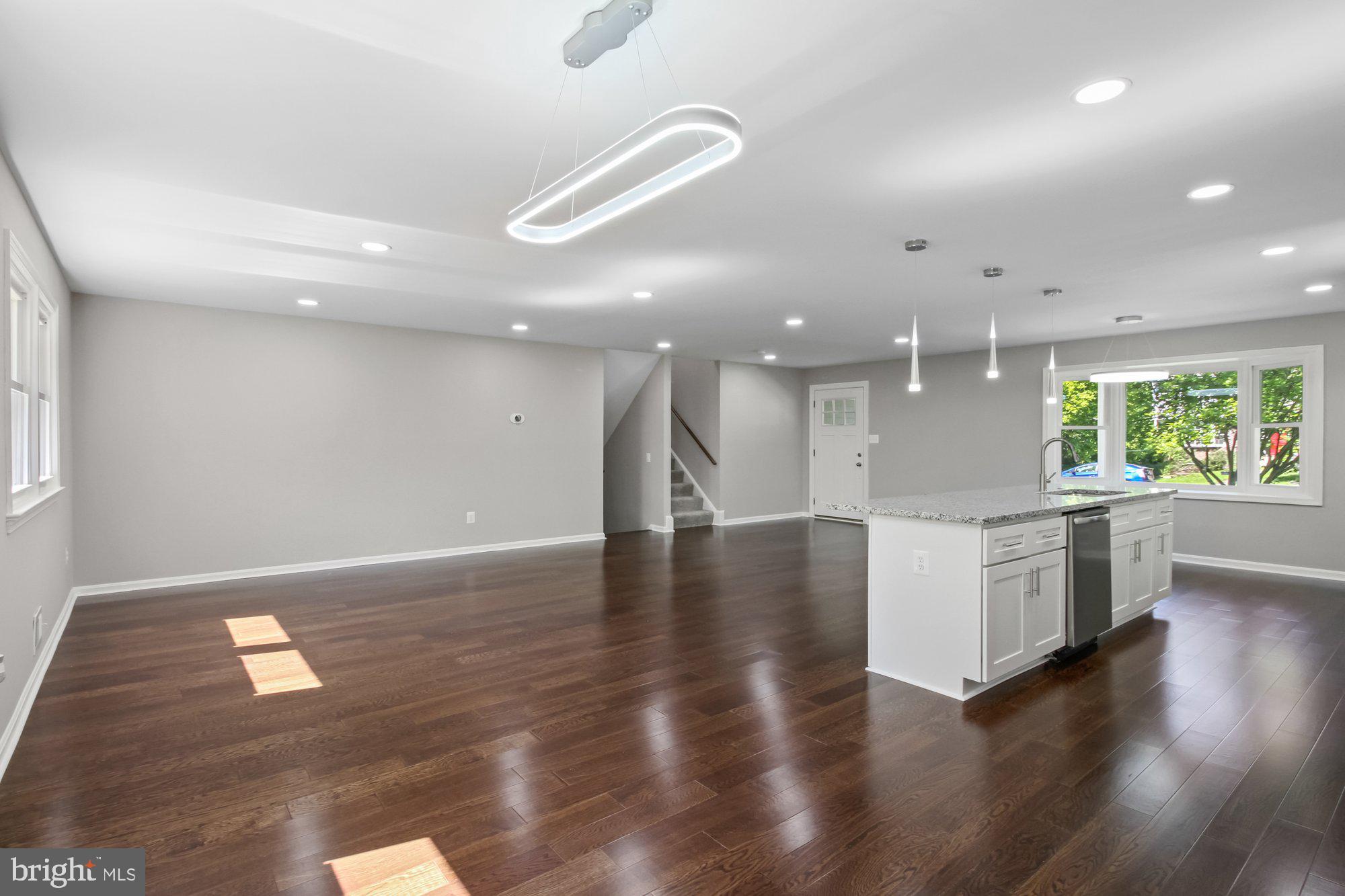 4909 Powell Road Fairfax, VA 22032 - Photo 6 of 27 Gallery Image 6