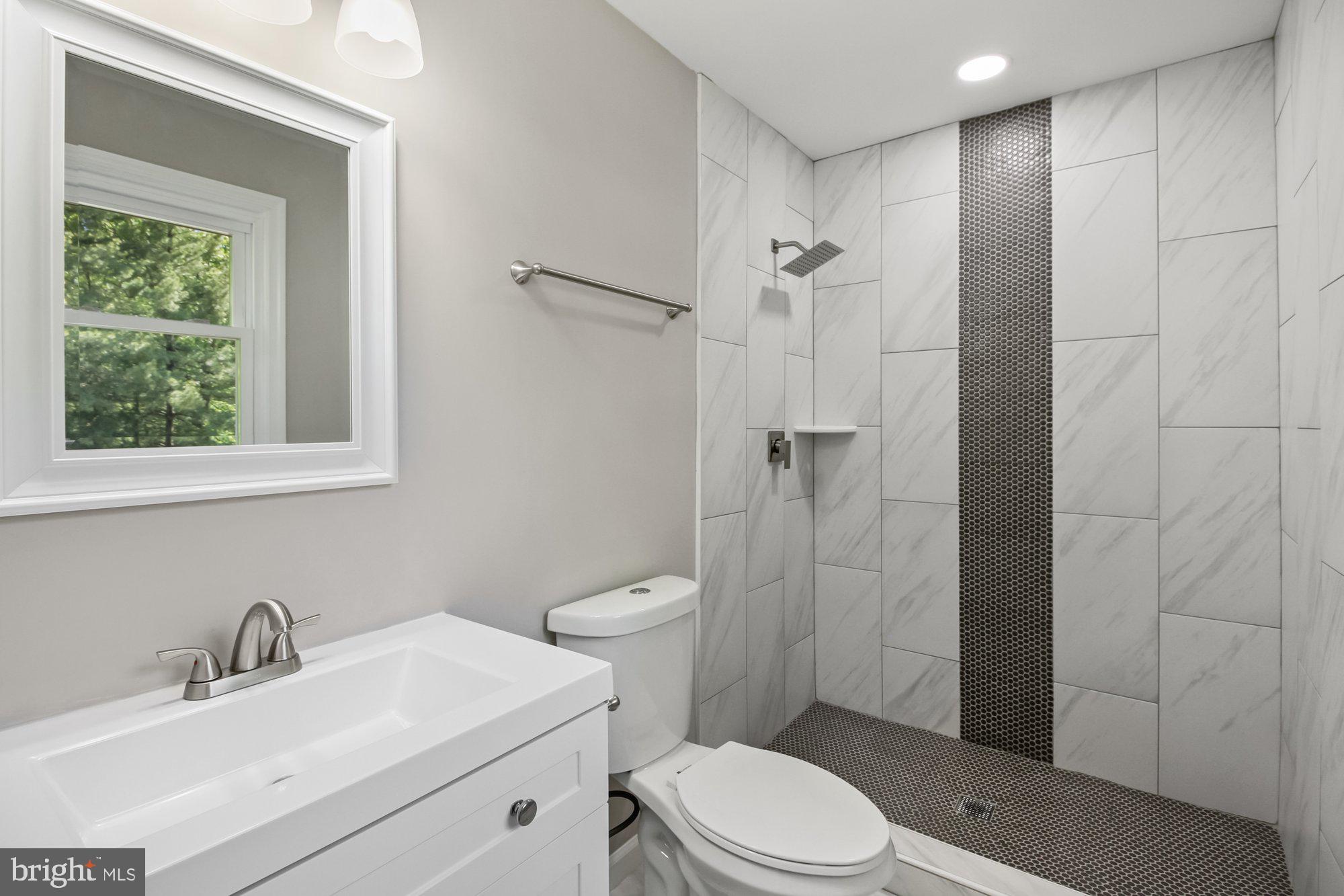 4909 Powell Road Fairfax, VA 22032 - Photo 10 of 27 Gallery Image 10