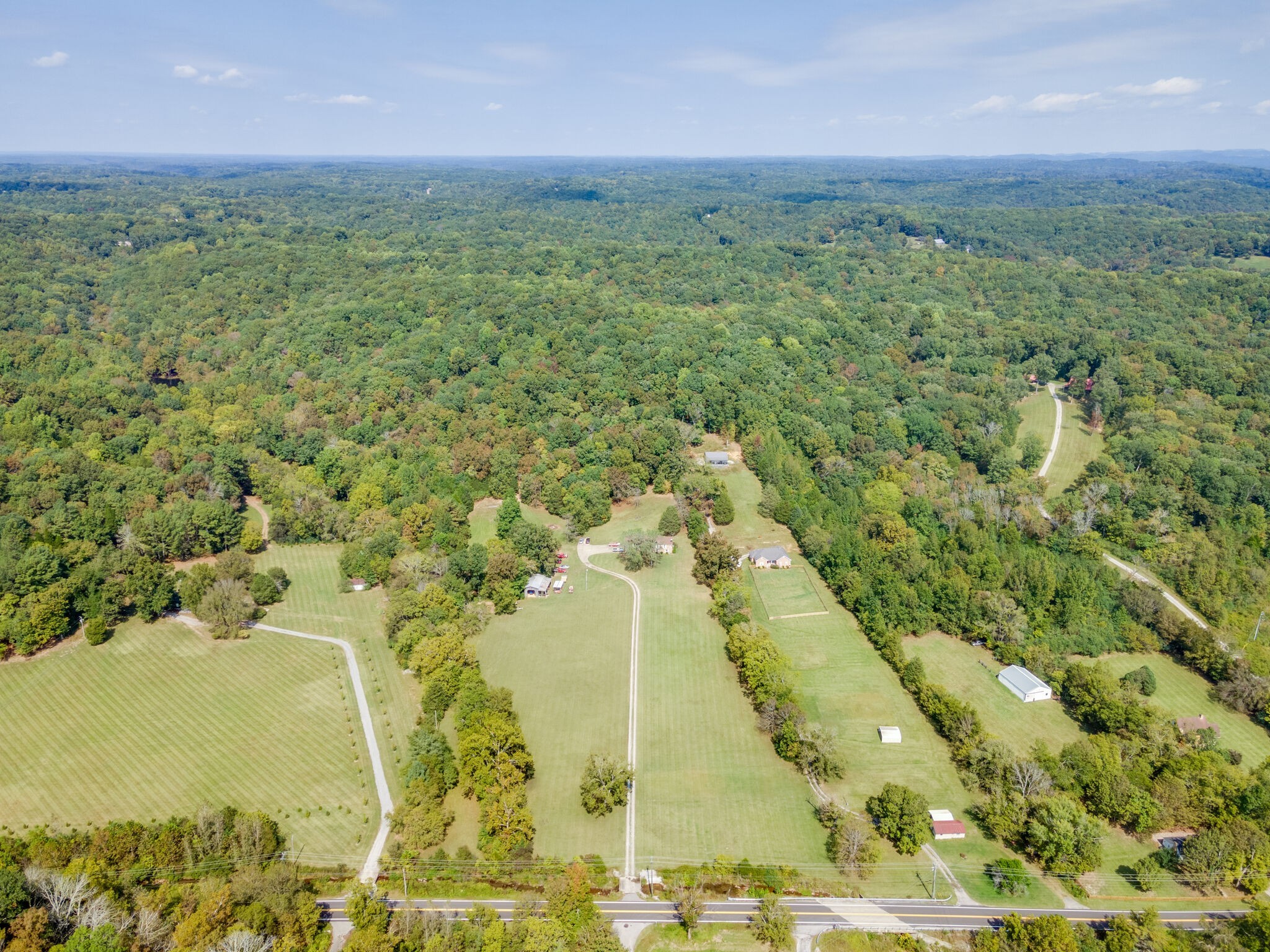 5472 Pinewood Road Franklin, TN 37064 - Photo 4 of 38 a view of a city