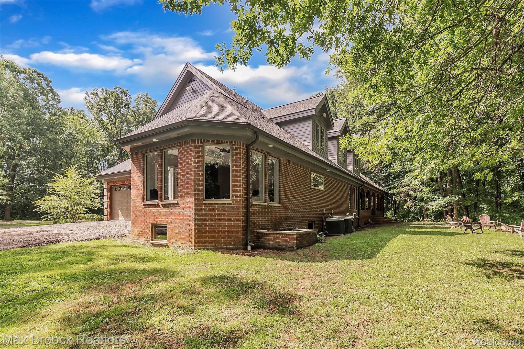 6765 Ridgewood Road Clarkston, MI 48346 - Photo 67 of 92 071-6765-Ridgewood-Rd-WindowStill-Re.jpg