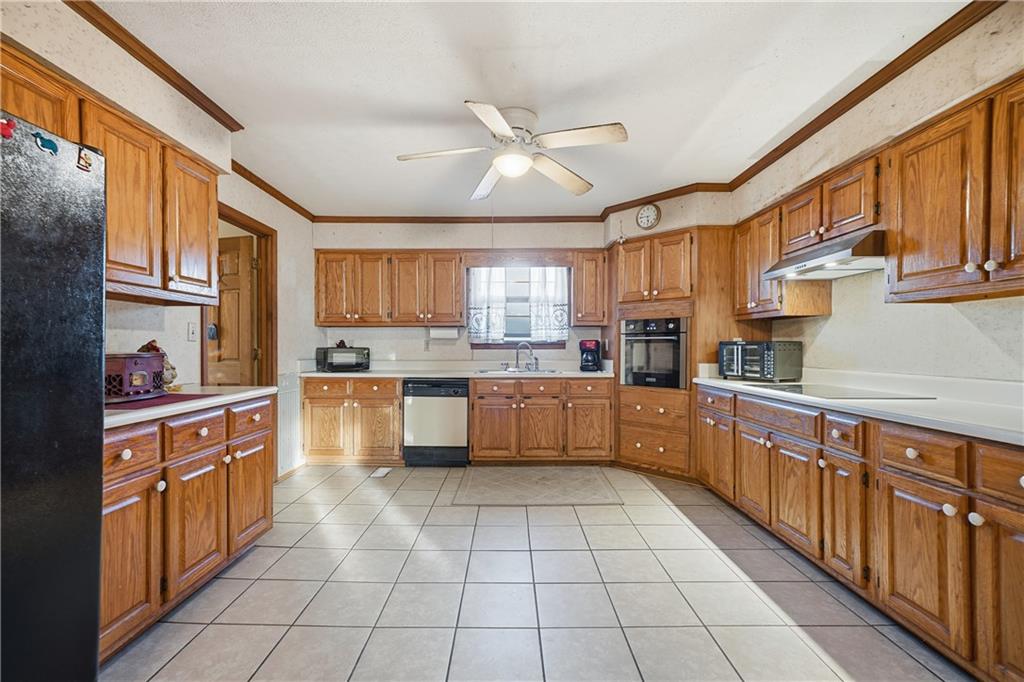 22 Wet Oak Drive Northwest Rome, GA 30165 - Photo 2 of 34