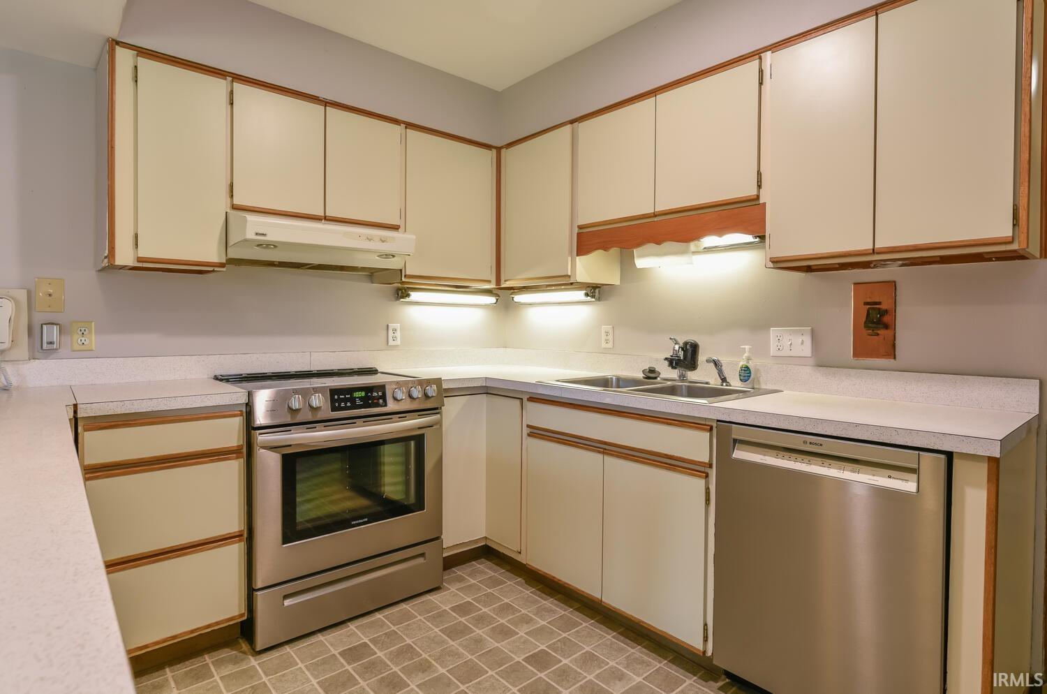 7270 West Ratliff Road Bloomington, IN 47404 - Photo 8 of 36