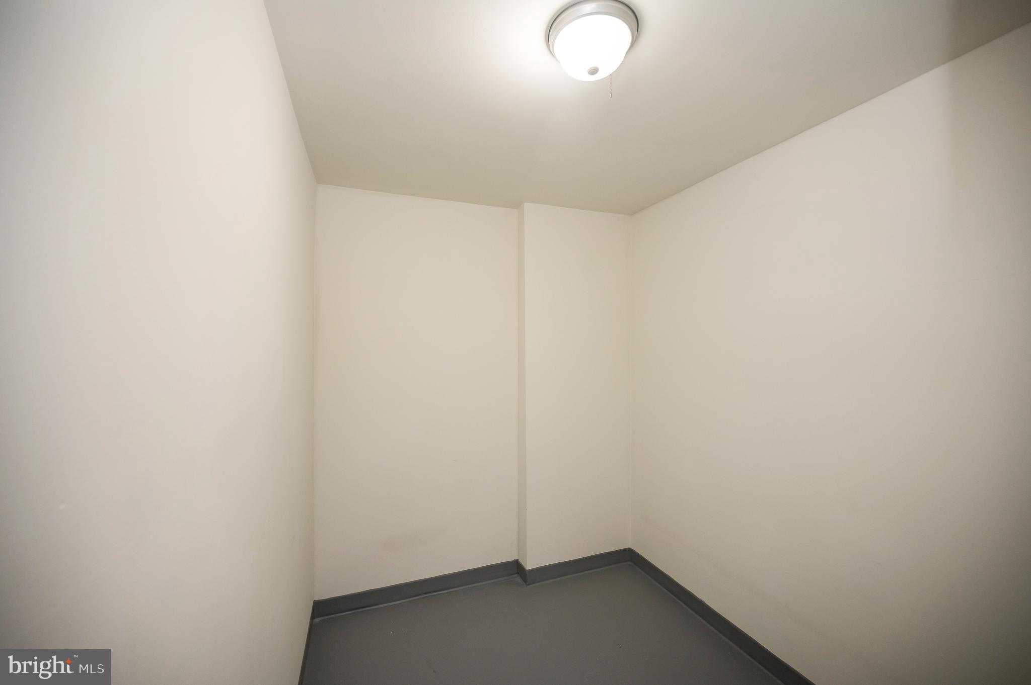 17950 Milroy Drive Dumfries, VA 22026 - Photo 38 of 42 a view of small space