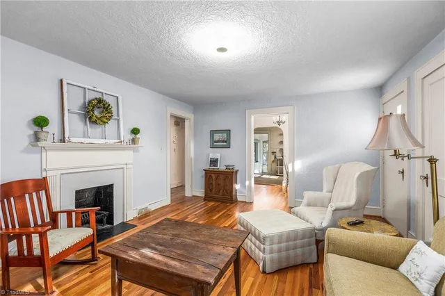 $239,900 | 934 Horneytown Road, High Point, NC 27265