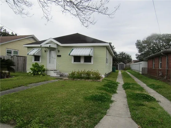 $1,500 | 605 Bellanger Street, Harvey, LA 70058